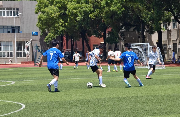湖北财税职业学院“税苑杯”五人制足球赛开赛